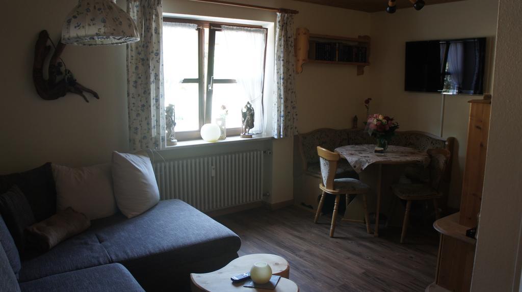 Ferienwohnung Auszeit Fischen im Allgaeu Pokoj fotografie