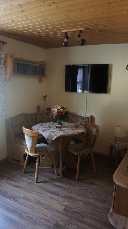 Ferienwohnung Auszeit Fischen im Allgaeu Pokoj fotografie